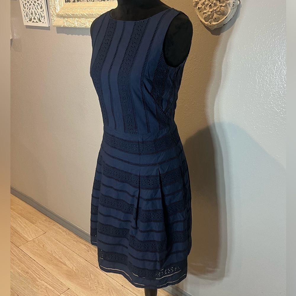 Brooks Brothers Navy Sleeveless Lace Dress - Picture 6 of 11